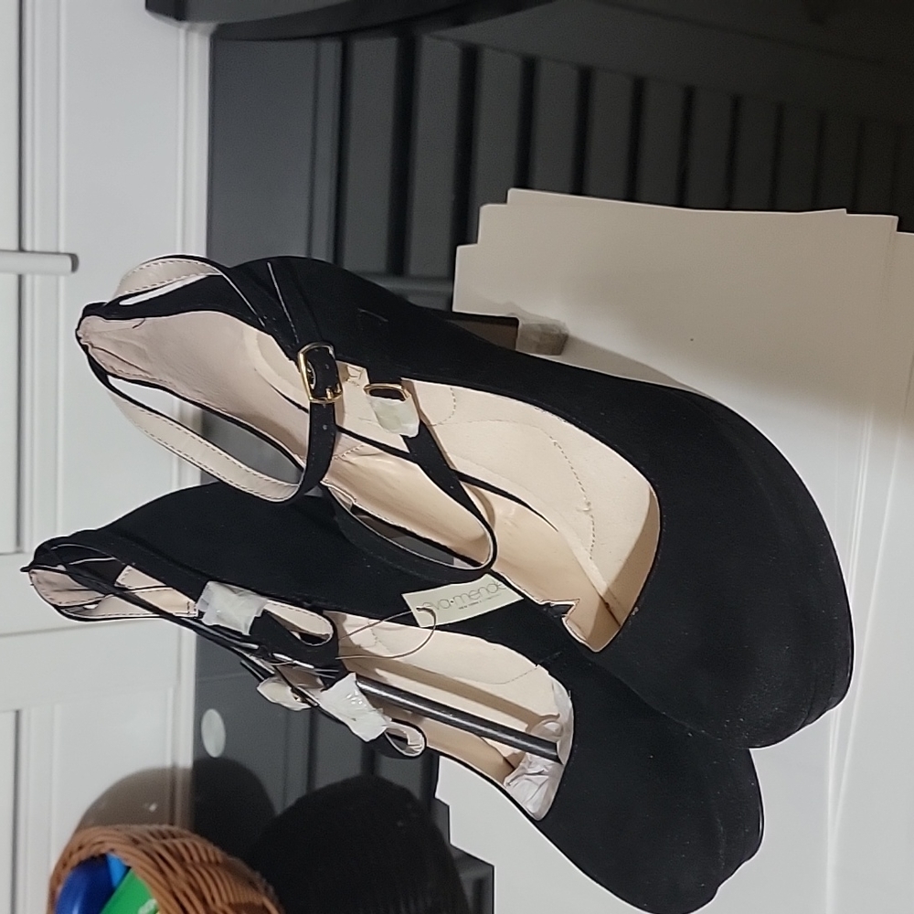 Black Suede Heels Eva Mendes